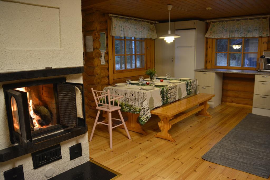 Lomapesae Cottages Pertunmaa Camera foto