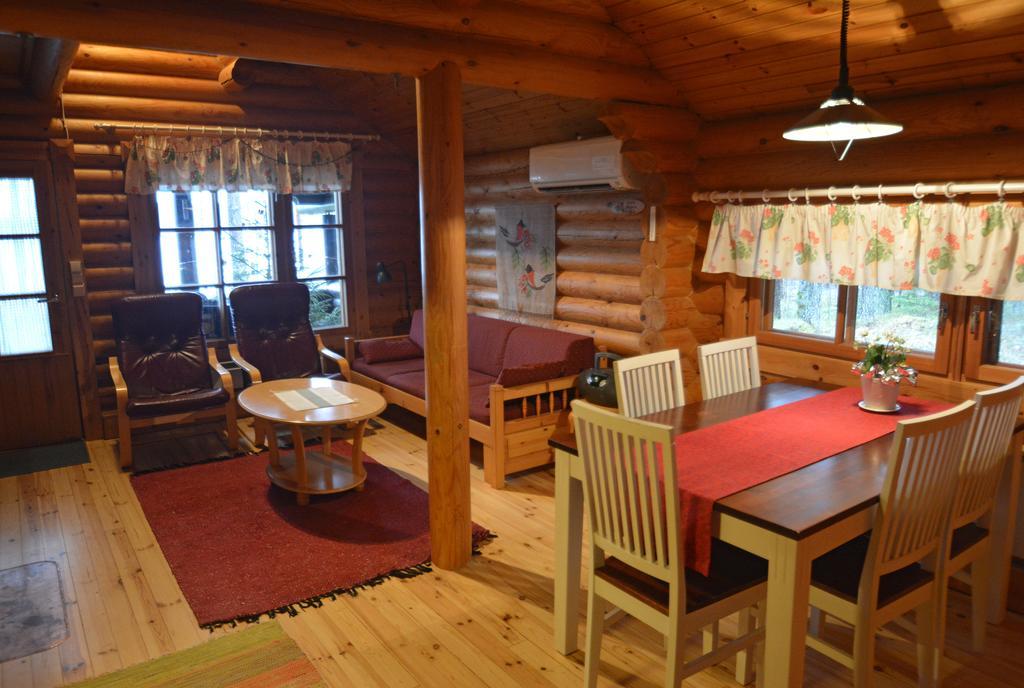Lomapesae Cottages Pertunmaa Camera foto
